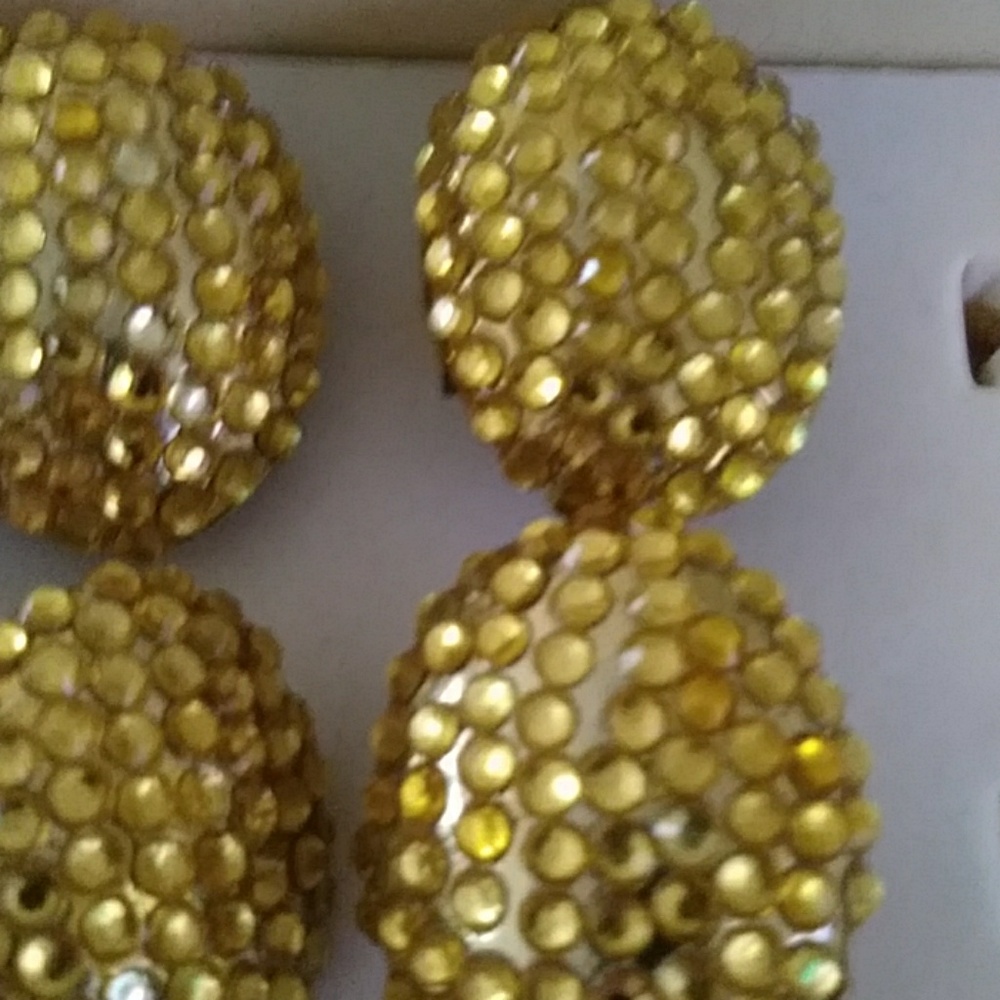 Gold tone rings